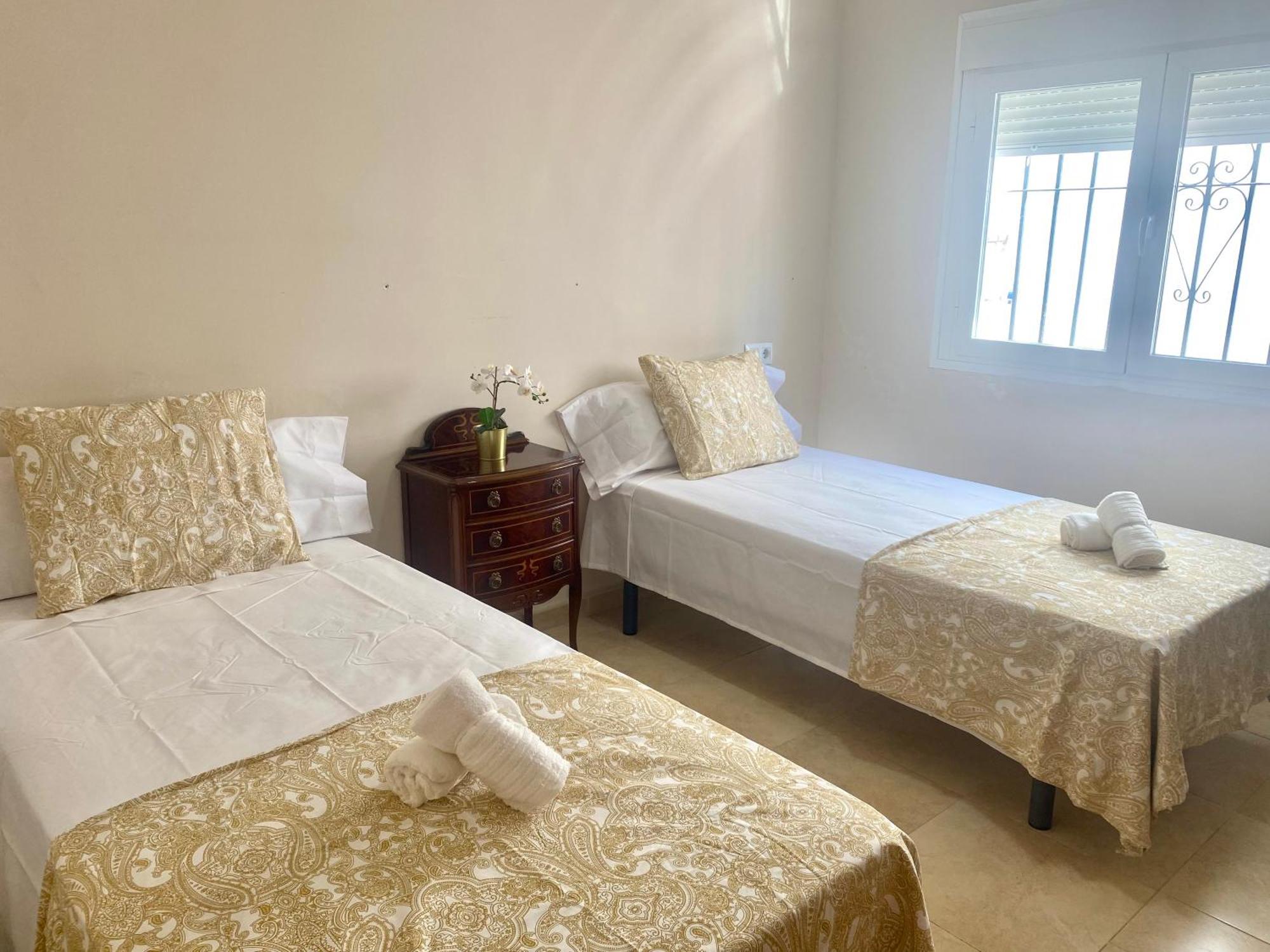 Quarto em Acomodações Particulares Hevres El Capricho *